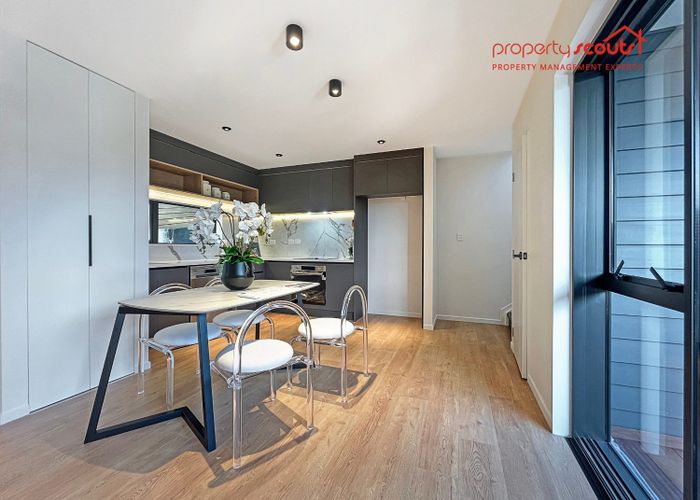 at 2/12 Manuwai Road, Torbay, North Shore City, Auckland