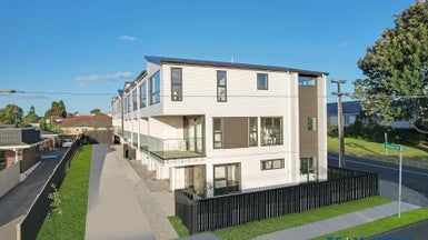  at 10/2 Fairview Road, Mount Eden, Auckland