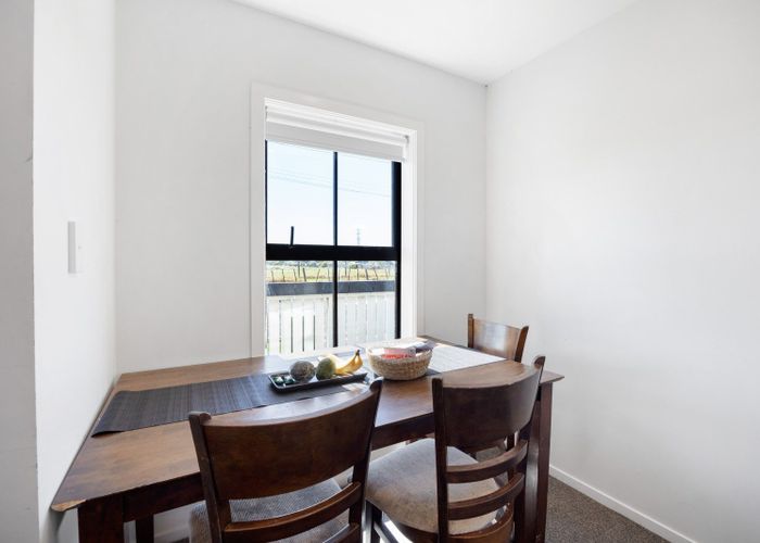  at 1/135 Silverdale Road, Silverdale, Hamilton
