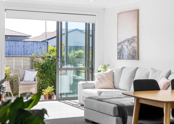  at 9/4 Greystone Place (Waterview Estate), Omokoroa, Western Bay Of Plenty, Bay Of Plenty