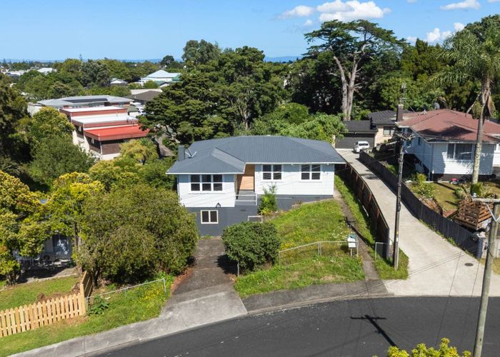  at 10 Knox Road, Manurewa, Manukau City, Auckland