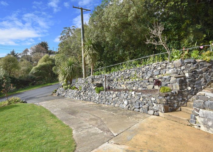 For sale 10 Irvine Road, The Cove, Dunedin, Otago homes.co.nz