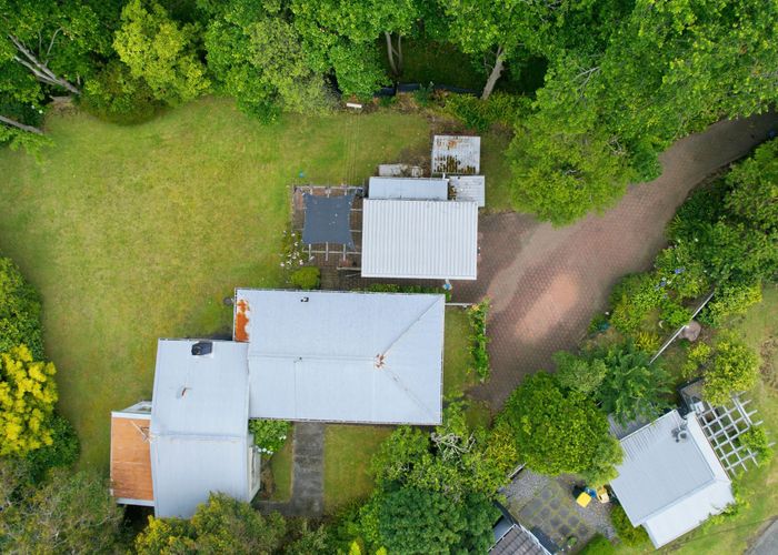  at 2 Kohutuhutu Road, Raumati Beach, Kapiti Coast, Wellington