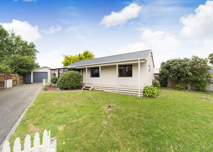  at 14 Gladys Place, Kelvin Grove, Palmerston North, Manawatu / Whanganui