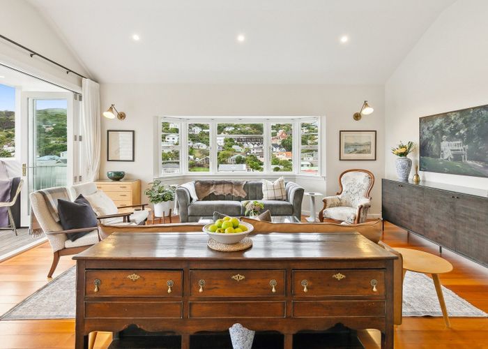  at 25 Waikato Street, Island Bay, Wellington