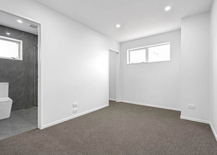  at 305e Porchester Road, Takanini, Papakura, Auckland