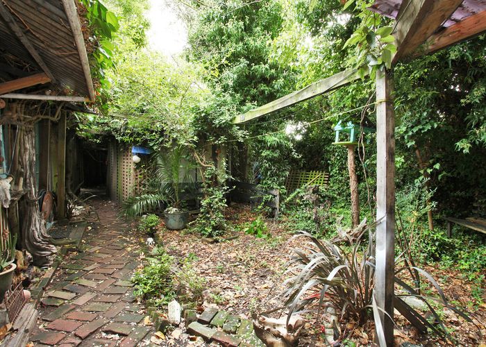  at 2 Frankleigh Street, Somerfield, Christchurch