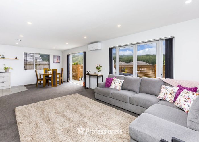  at 16 Mcewen Crescent, Riverstone Terraces, Upper Hutt