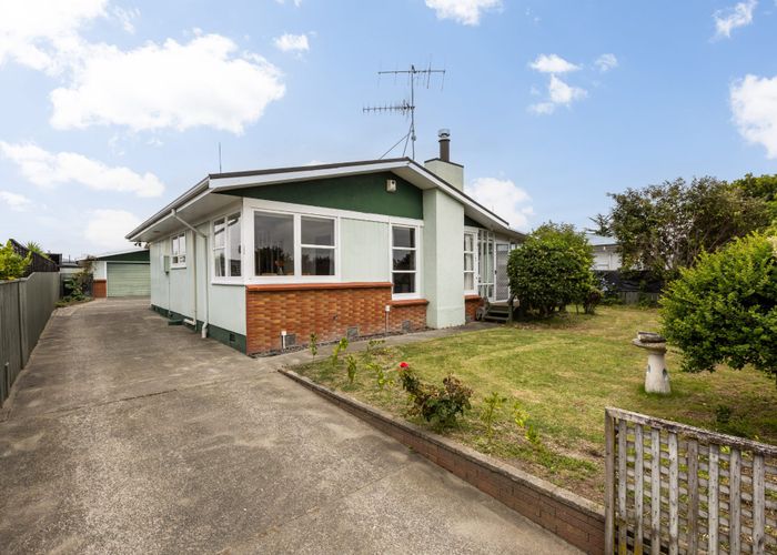  at 13 Norwich Crescent, Tamatea, Napier