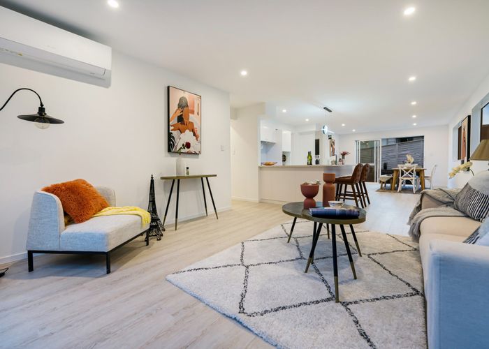 at 2 Northgrove Avenue, Hillcrest, Auckland