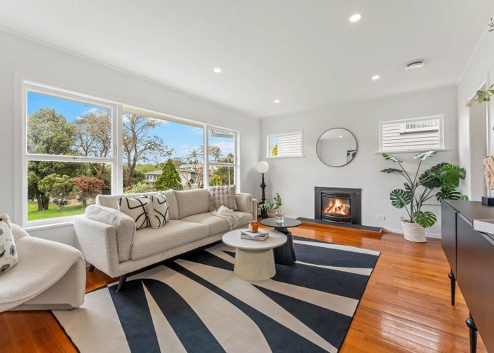  at 19 Halberg Street, Glenfield, North Shore City, Auckland
