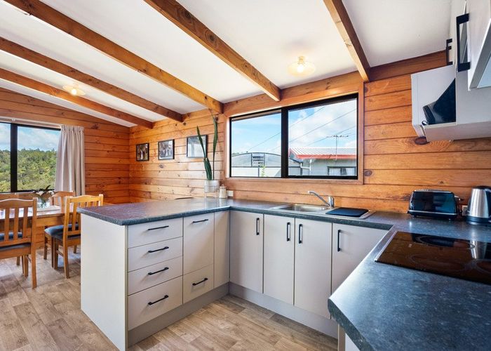  at 26 Hale Crescent, Bayview, Auckland