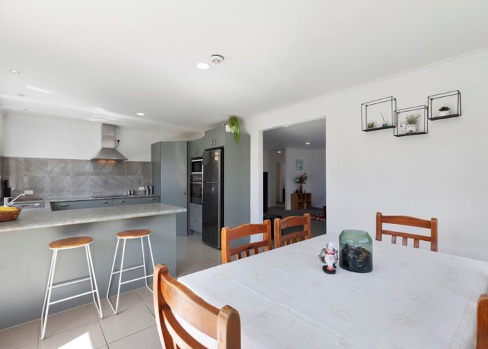  at 61C Queen Road, Bellevue, Tauranga, Bay Of Plenty