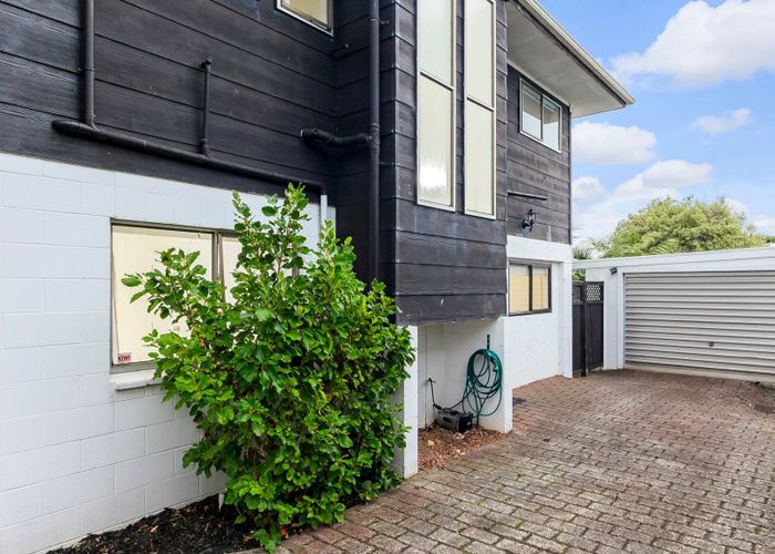  at 4/13 Athens Road, Onehunga, Auckland