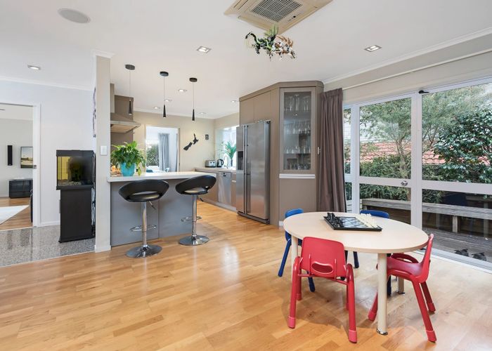  at 41 Wiltshire Place, Somerville, Manukau City, Auckland