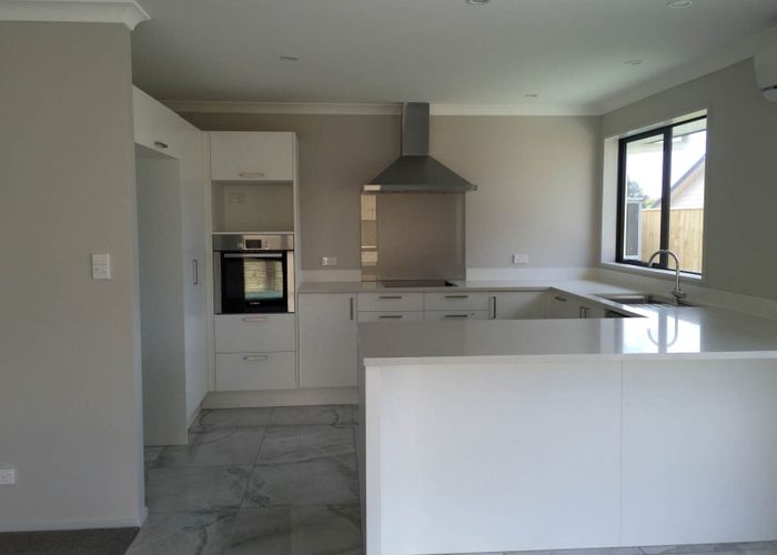  at 9 Kahawairahi Drive, Beachlands, Manukau City, Auckland