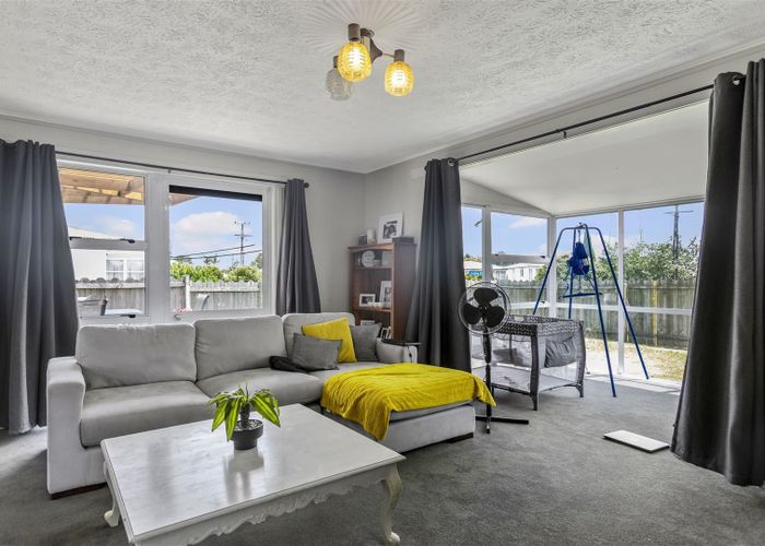  at 42 Tiraumea Drive, Pakuranga, Manukau City, Auckland