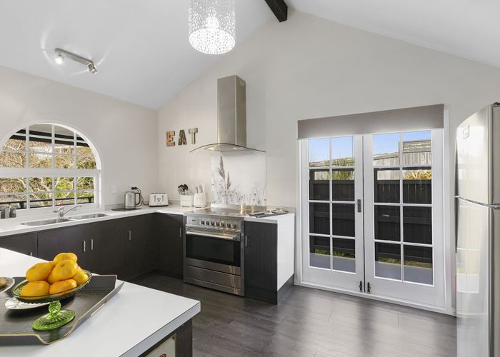  at 62 Chatsworth Road, Silverstream, Upper Hutt