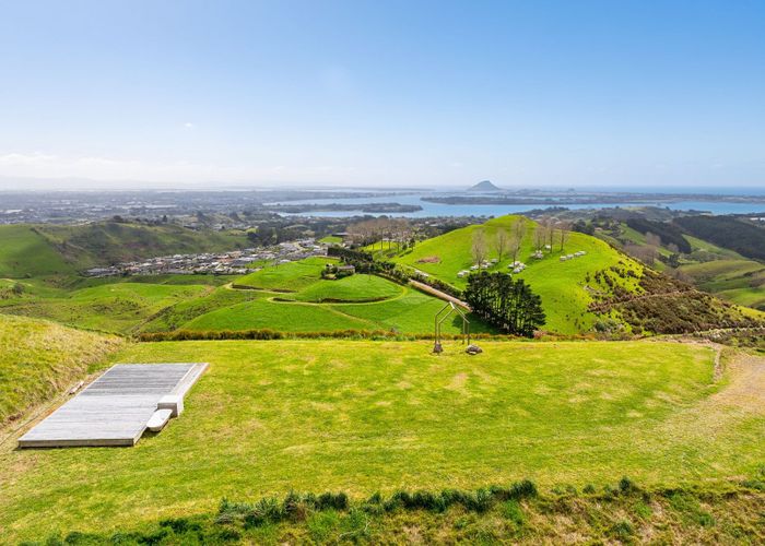  at 220F Waikite Road, Welcome Bay, Tauranga, Bay Of Plenty