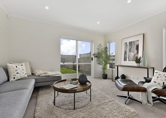  at 7 Pepene Avenue, Waiata Shores, Conifer Grove, Papakura, Auckland