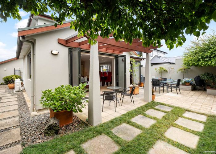  at 51B  Dignan Street, Point Chevalier, Auckland City, Auckland