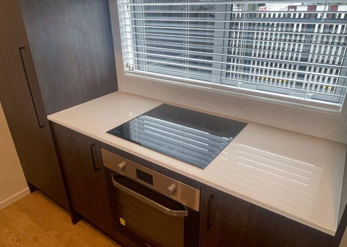  at 2/27 Sails Street, Papanui, Christchurch City, Canterbury