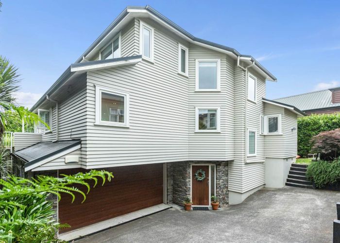  at 2 Lister Street, Point Chevalier, Auckland City, Auckland