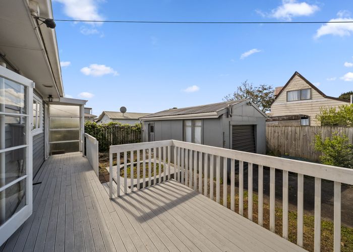  at 15A Walter Street, Mangere East, Manukau City, Auckland