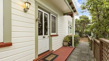  at 32 Apuka Street, Brooklyn, Wellington