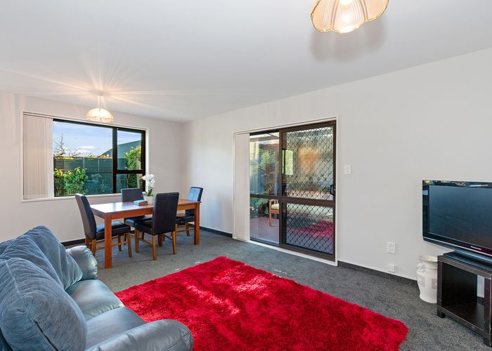  at 3 Farm Lane, Parklands, Christchurch