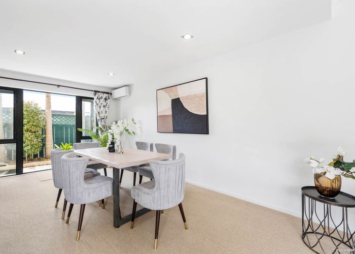 at 6/52 Taharoto Road, Takapuna, Auckland