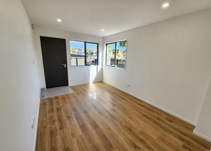  at 10/25 Manse Road, Pahurehure, Papakura, Auckland