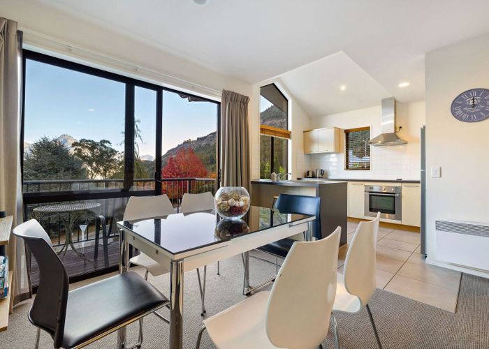  at 9/8 Mckerrow Place, Sunshine Bay, Queenstown-Lakes, Otago