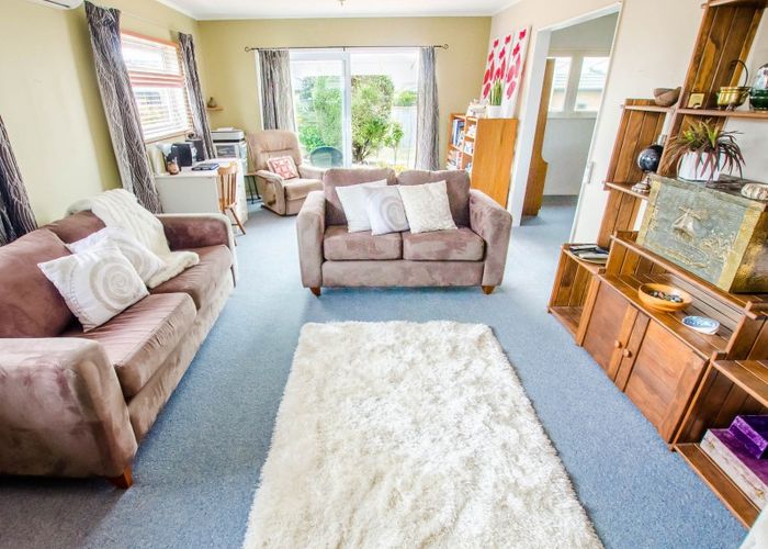 at 16 Spackman Crescent, Paraparaumu