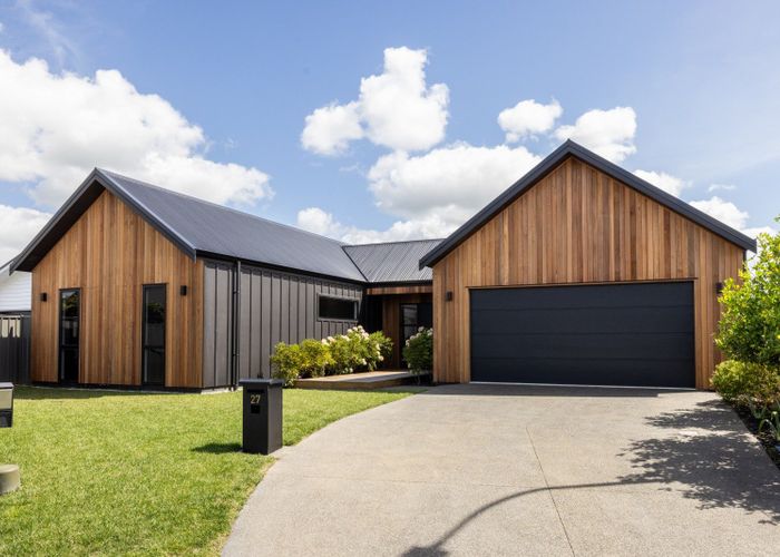  at 27 Gee Place, Taradale, Napier
