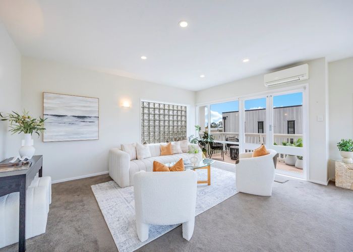  at 4/26 Sanders Avenue, Takapuna, Auckland
