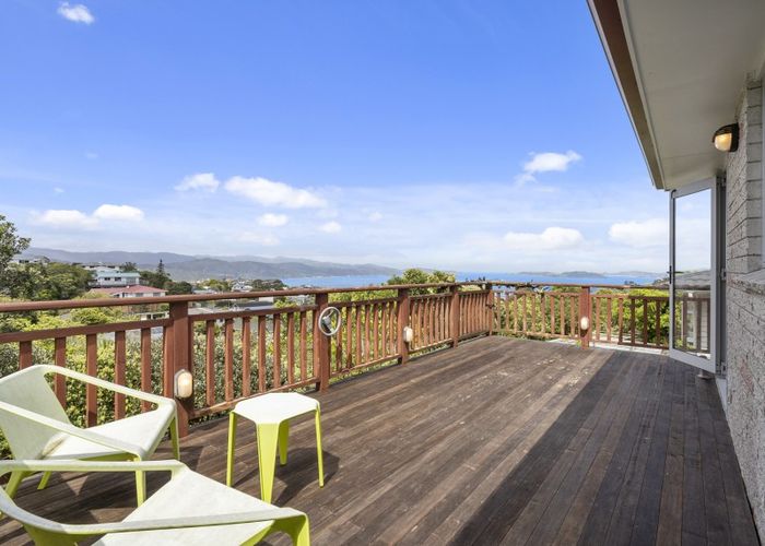  at 248 Dowse DR, Maungaraki, Lower Hutt