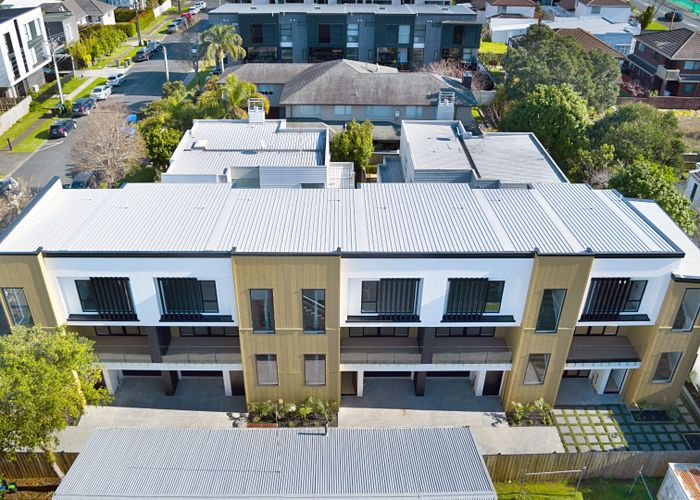  at 2/9 Lomond Street, Takapuna, North Shore City, Auckland