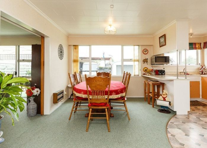  at 36 John F Kennedy Drive, Milson, Palmerston North