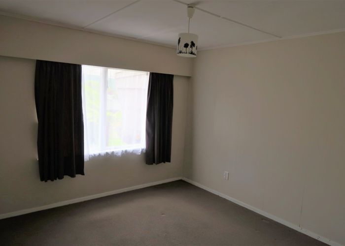  at 9 Holland Street, Wainuiomata, Lower Hutt, Wellington