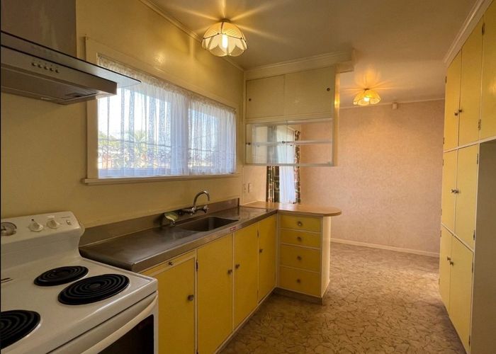  at 1/249 St George Street, Papatoetoe, Manukau City, Auckland