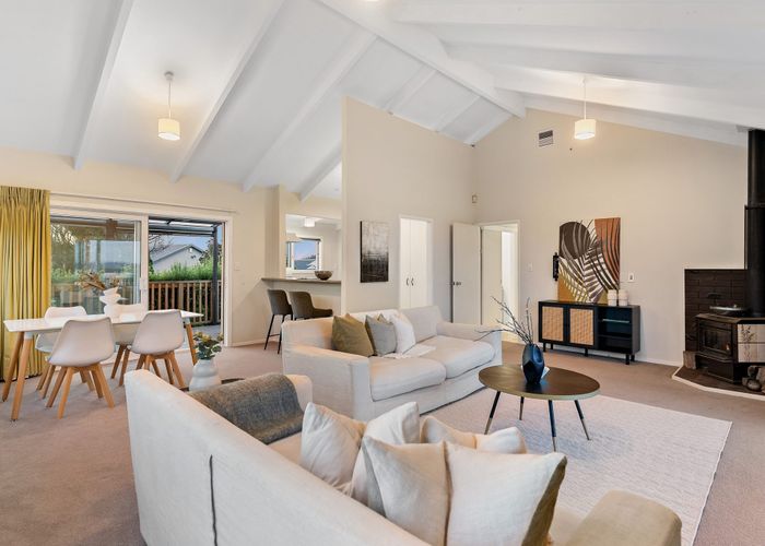  at 81 Luckens Road, West Harbour, Waitakere City, Auckland