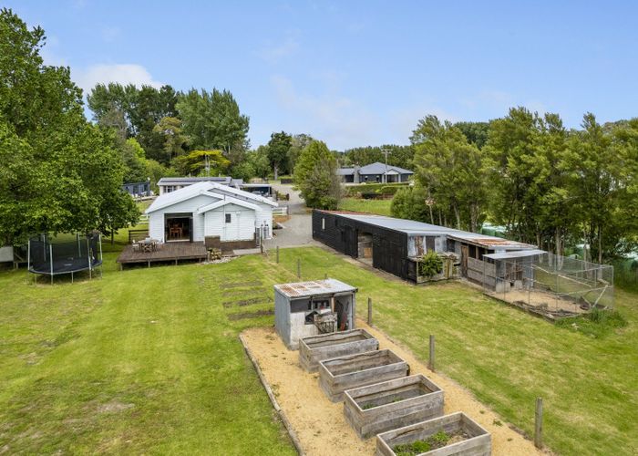  at 32 Cambridge Street, Pahiatua, Pahiatua