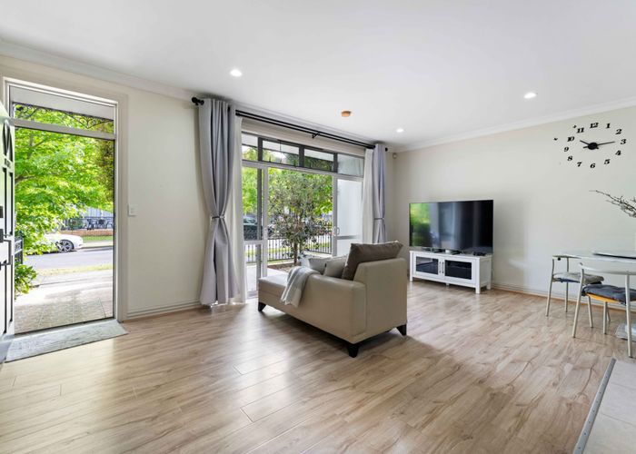  at 10/126 Stancombe Road, Flat Bush, Manukau City, Auckland