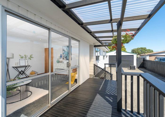  at 16 Glen Road, Ranui, Waitakere City, Auckland