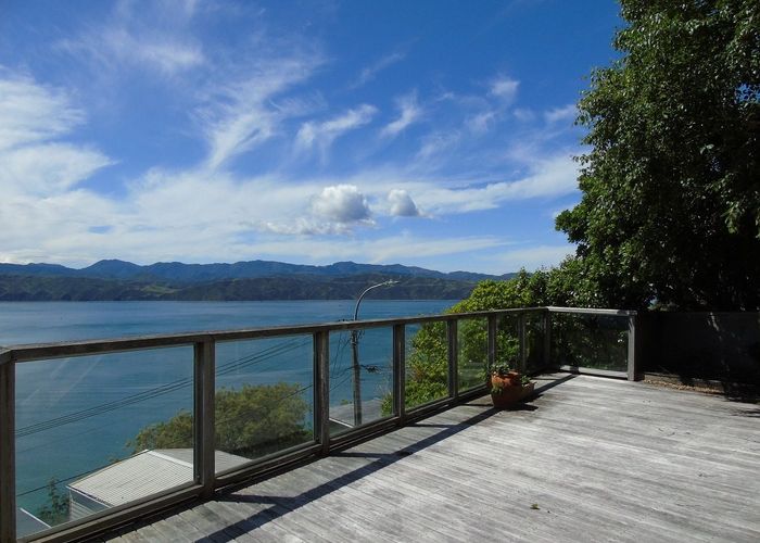  at 13 Fortification Road, Karaka Bays, Wellington