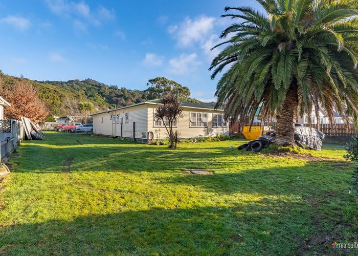 at 61 Westminster Road, Wainuiomata, Lower Hutt