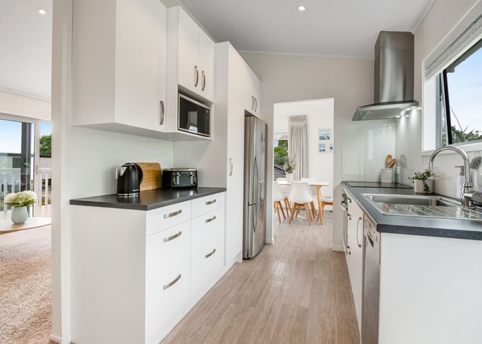  at 7 William Bayes Place, Red Beach, Rodney, Auckland