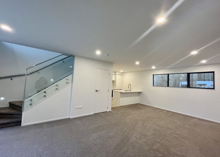  at 8 Elegant Lane, Ranui, Waitakere City, Auckland