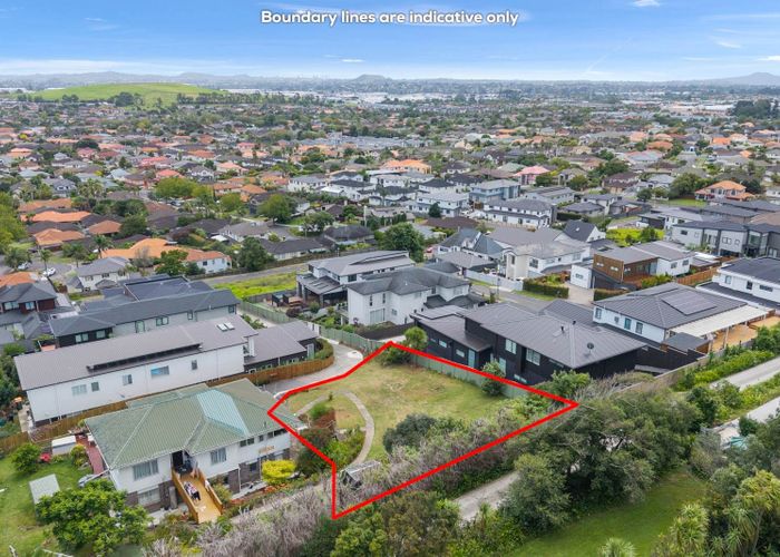  at 18A Roxborough Place, East Tamaki Heights, Manukau City, Auckland